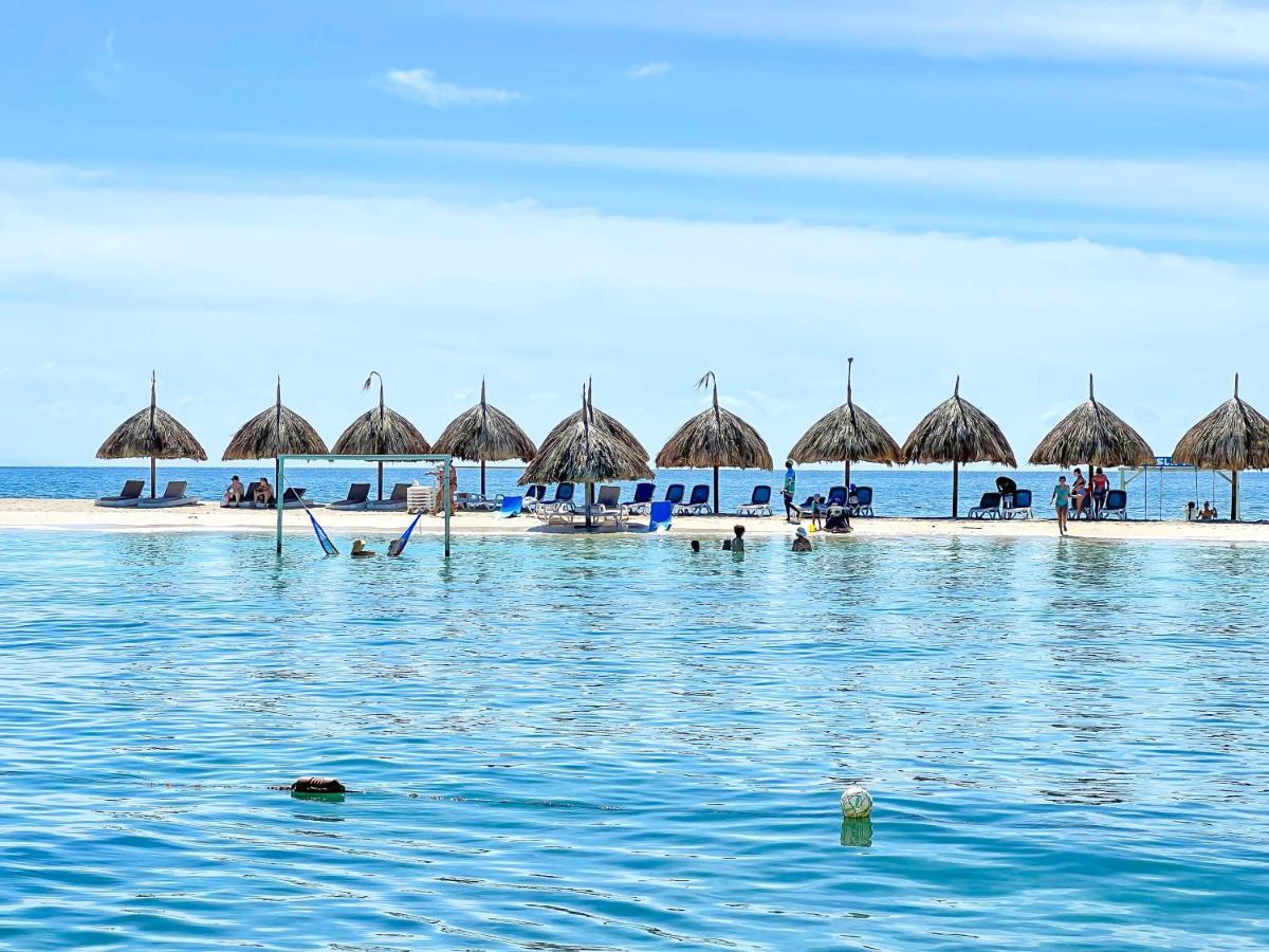 Hotel Isla Palma Reserva Natural Buitenkant foto